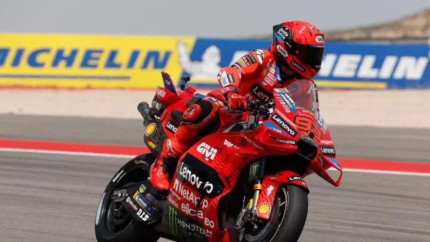 Así queda la parrilla de salida de MotoGP para el GP de Aragón: Márquez, pole y récord en MotorLand