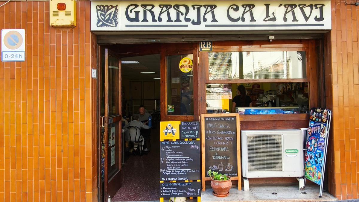 Granja de Ca l’Avi está en la calle de Almeria.