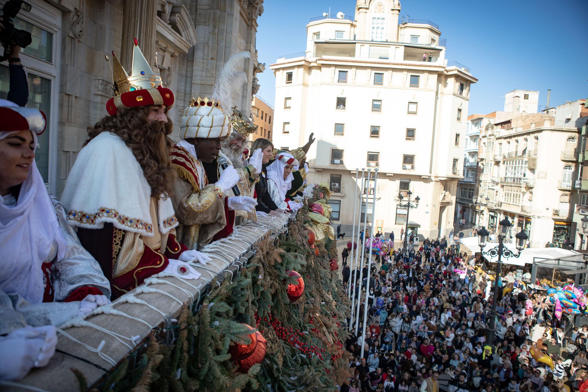 Los Reyes Magos desembarcan en Cartagena