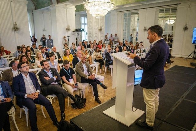 Jornada de Turismo de Santa Cruz de Tenerife en el Hotel Mencey