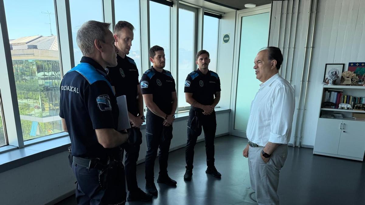 Recepción de los nuevos policías locales en Lalín.