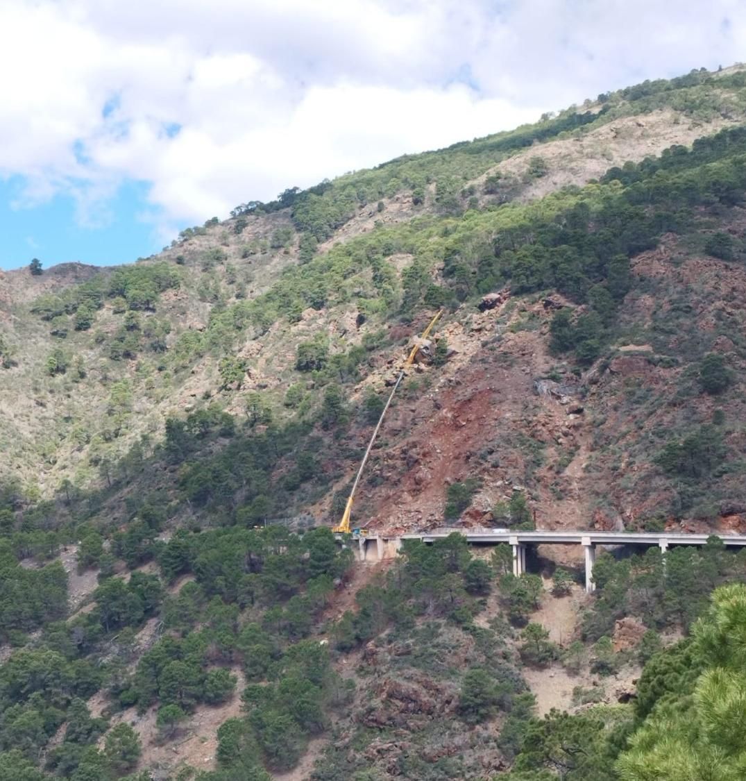 Trabajos para reparar la carretera A-397