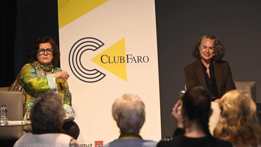 Beatriz Martínez y Carmen
López, ayer, en Club FARO.  | |   PABLO H. GAMARRA