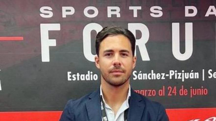 Miguel Linares, nuevo director deportivo del Avilés