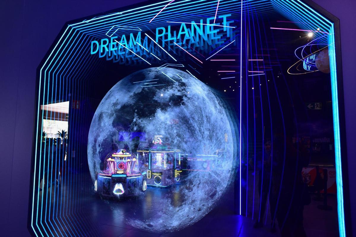 Fotogalería | Así es Dream Planet, el nuevo 'parque de atracciones' de Badajoz