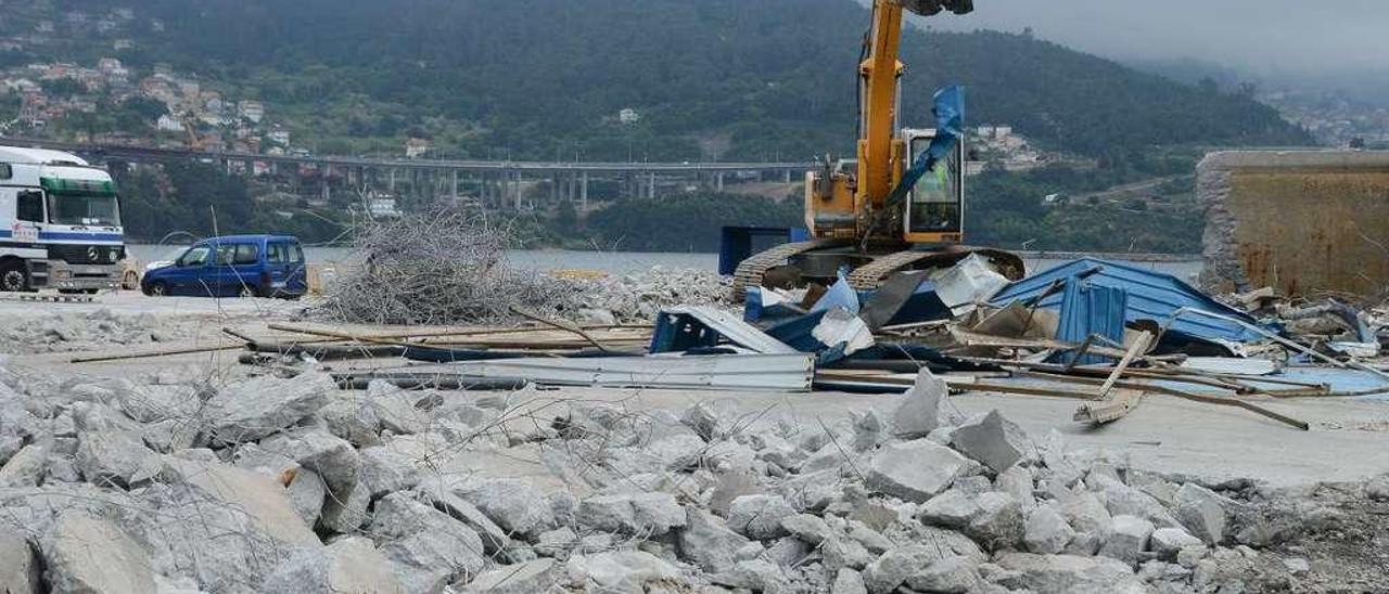 Las obras de reconstrucción en Domaio arrancaron el pasado mes de mayo. // Gonzalo Núñez