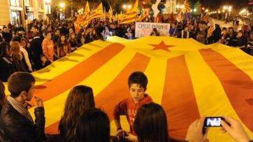 Una manifestación defiende en Castellón la unidad de la lengua catalana