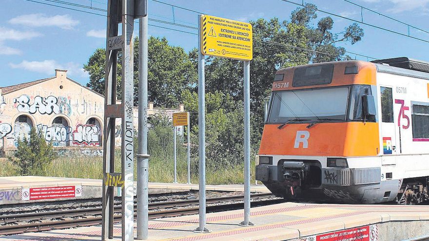 Un tren avariat a Puigcerdà provoca demores de fins a 30 minuts a l’R3