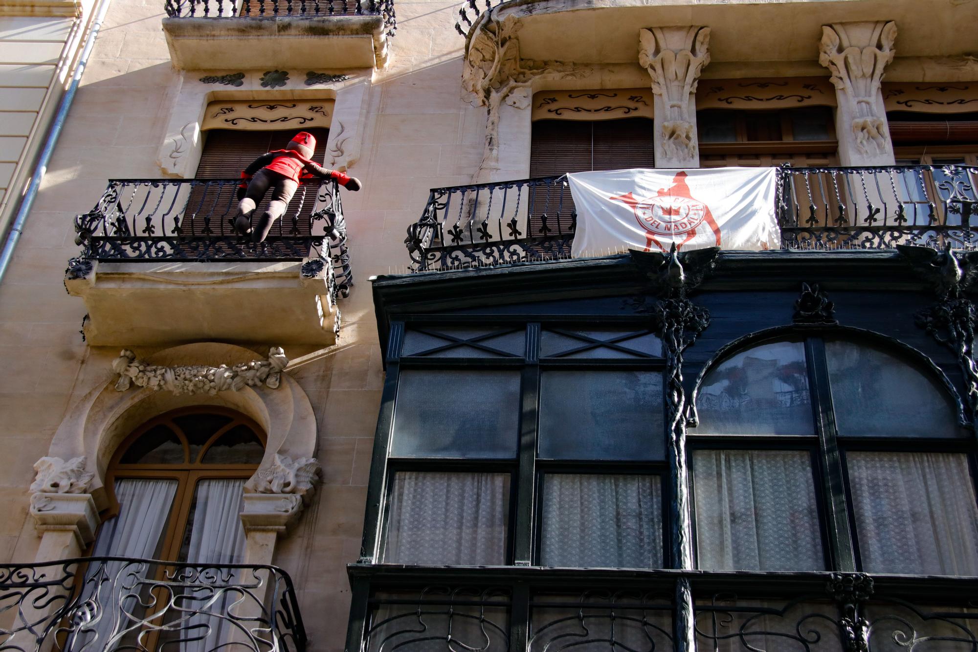 La Navidad se cuela por los balcones de Alcoy