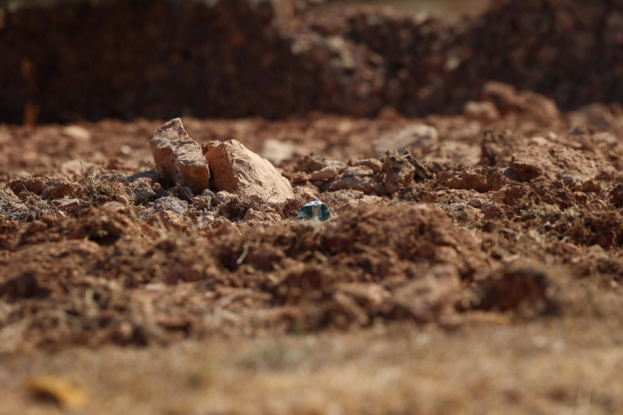 Galería: terreno de Can Rova II completamente despejado por el Ayuntamiento