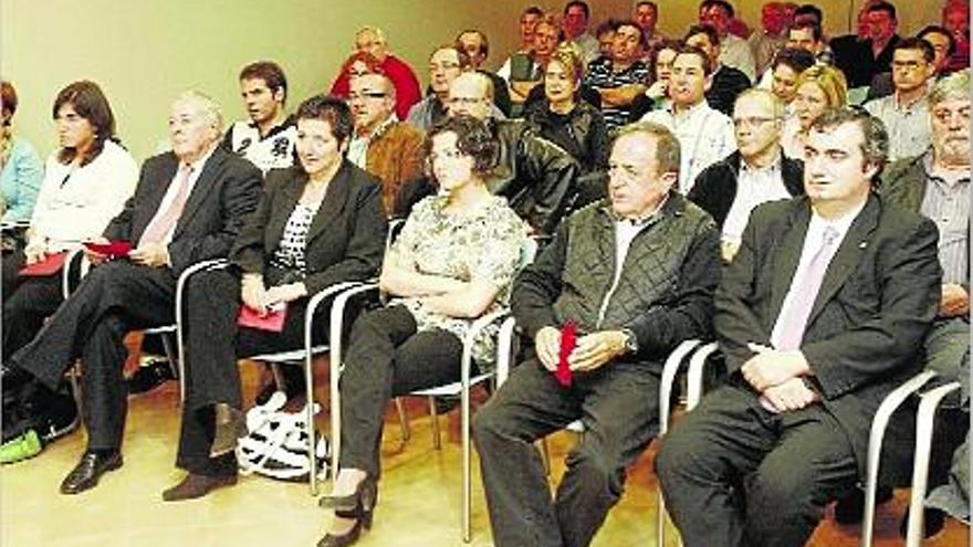 L&#039;assemblea d&#039;Unió, ahir al vespre, amb els candidats asseguts a la primera fila.