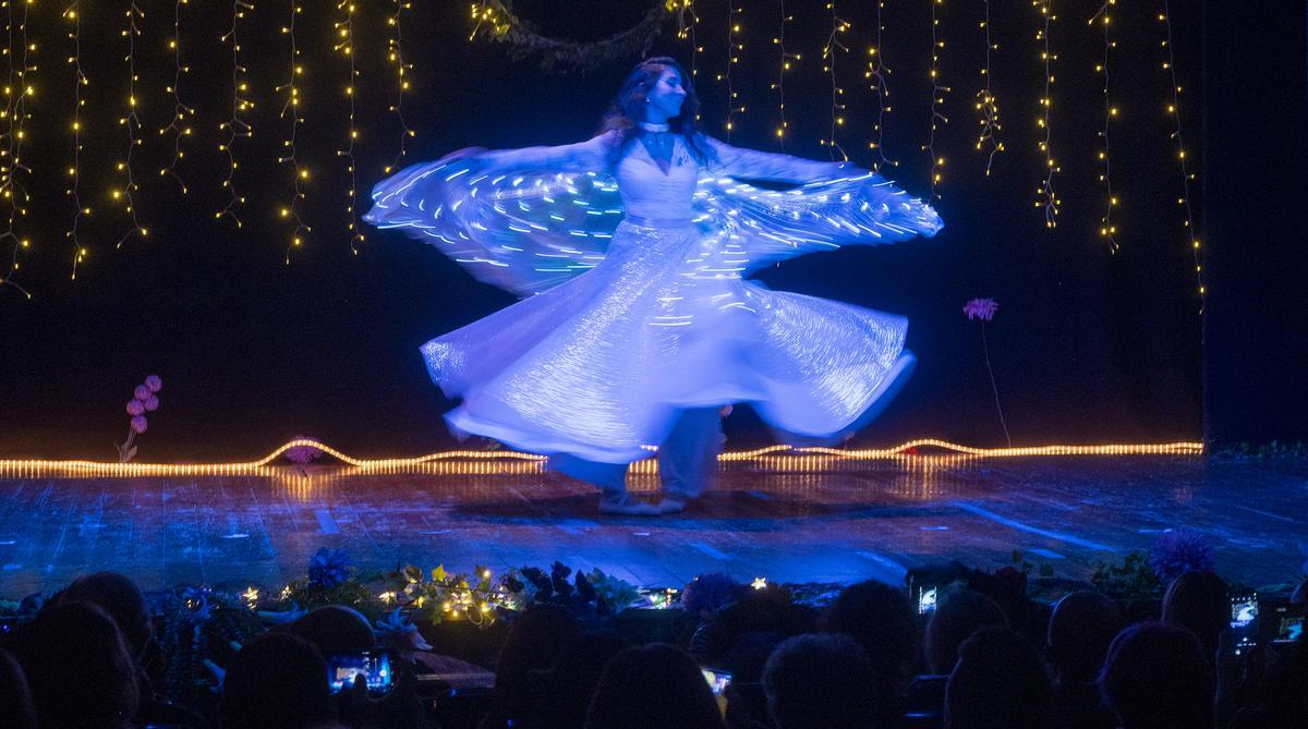 Cristina Fes durante su actuación ‘Whirling dream’