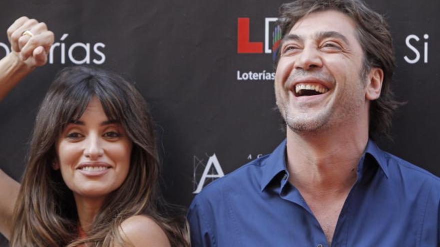 Penélope Cruz y Javier Bardem celebraron el embarazo de Mónica Cruz.