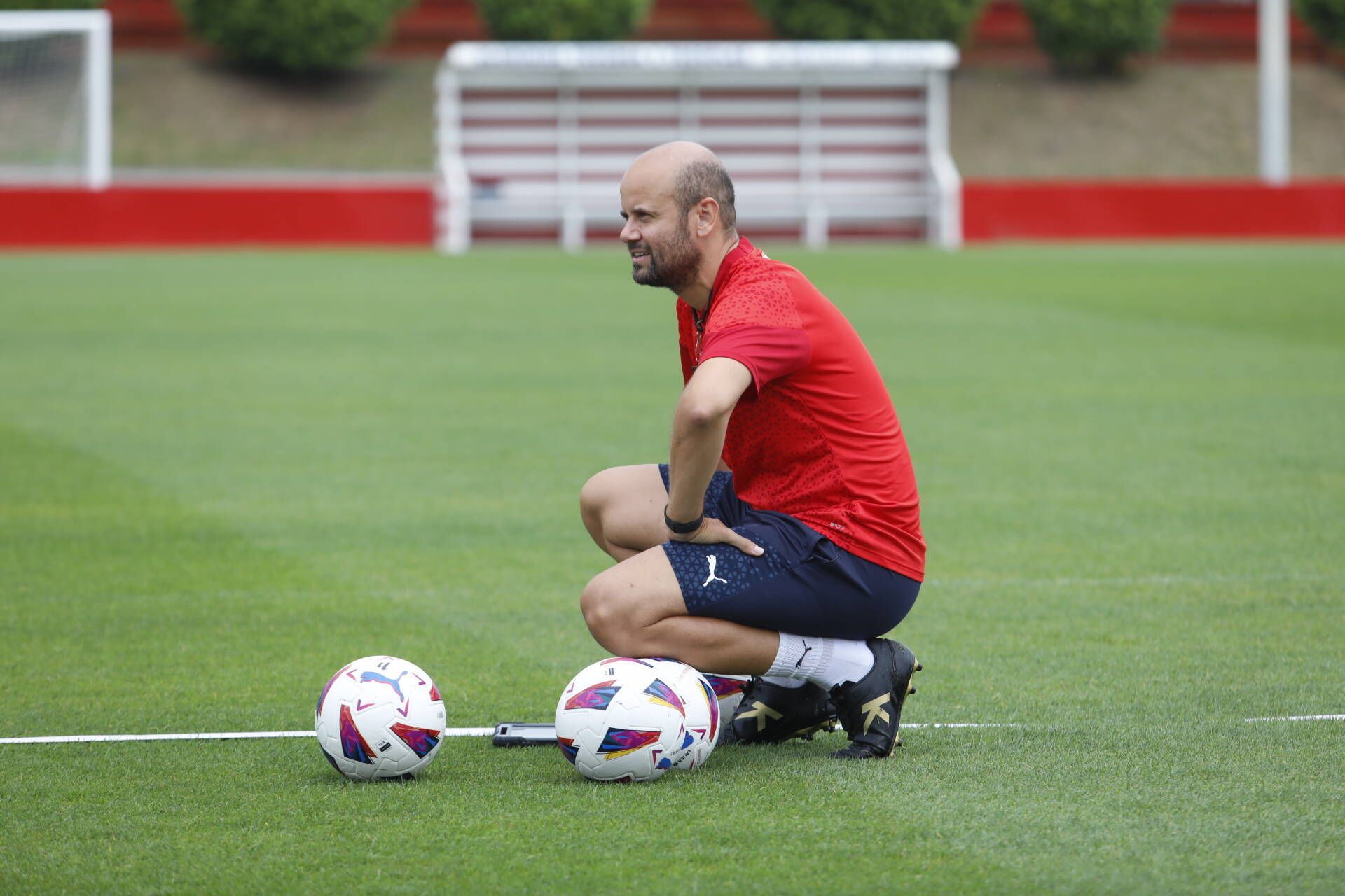 El entrenamiento del Sporting antes de su debut liguero en El Molinón, en imágenes