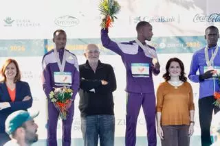 Los campeones del Medio Maratón de València conquistan el pódium, en imágenes
