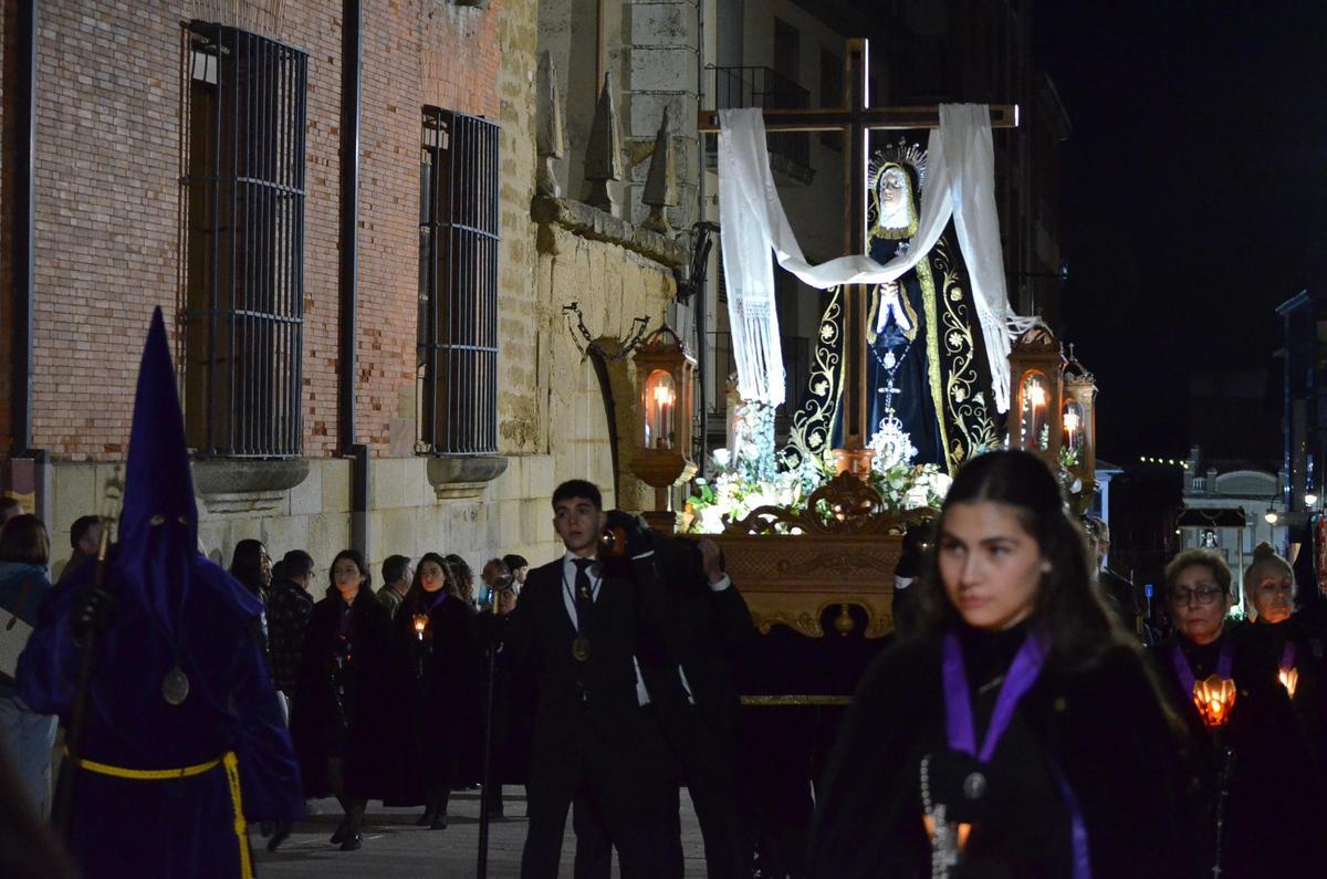 La Procesión de las Tinieblas de Benavente, en imágenes