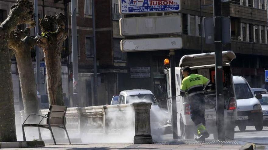 Los expertos avisan: multas de hasta 750 euros por ir por la calle sin esta prenda de vestir