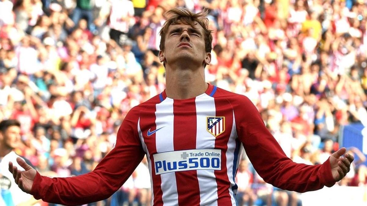 Antoine Griezmann celebra su gol al Deportivo, el quinto que marca en la Liga