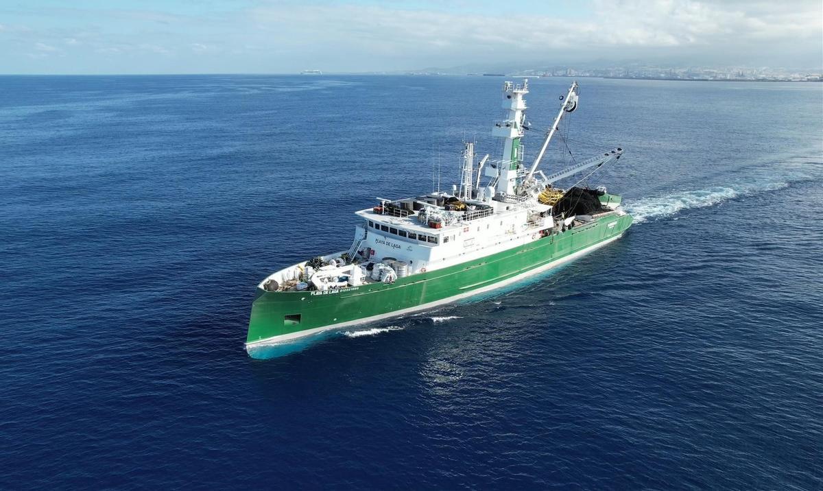 Buque atunero «Playa de Laga», operado por Pevasa