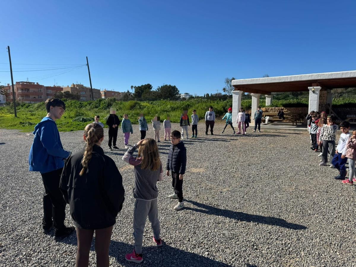 Campamento de arqueología en Can Tomeu, programación Natura.