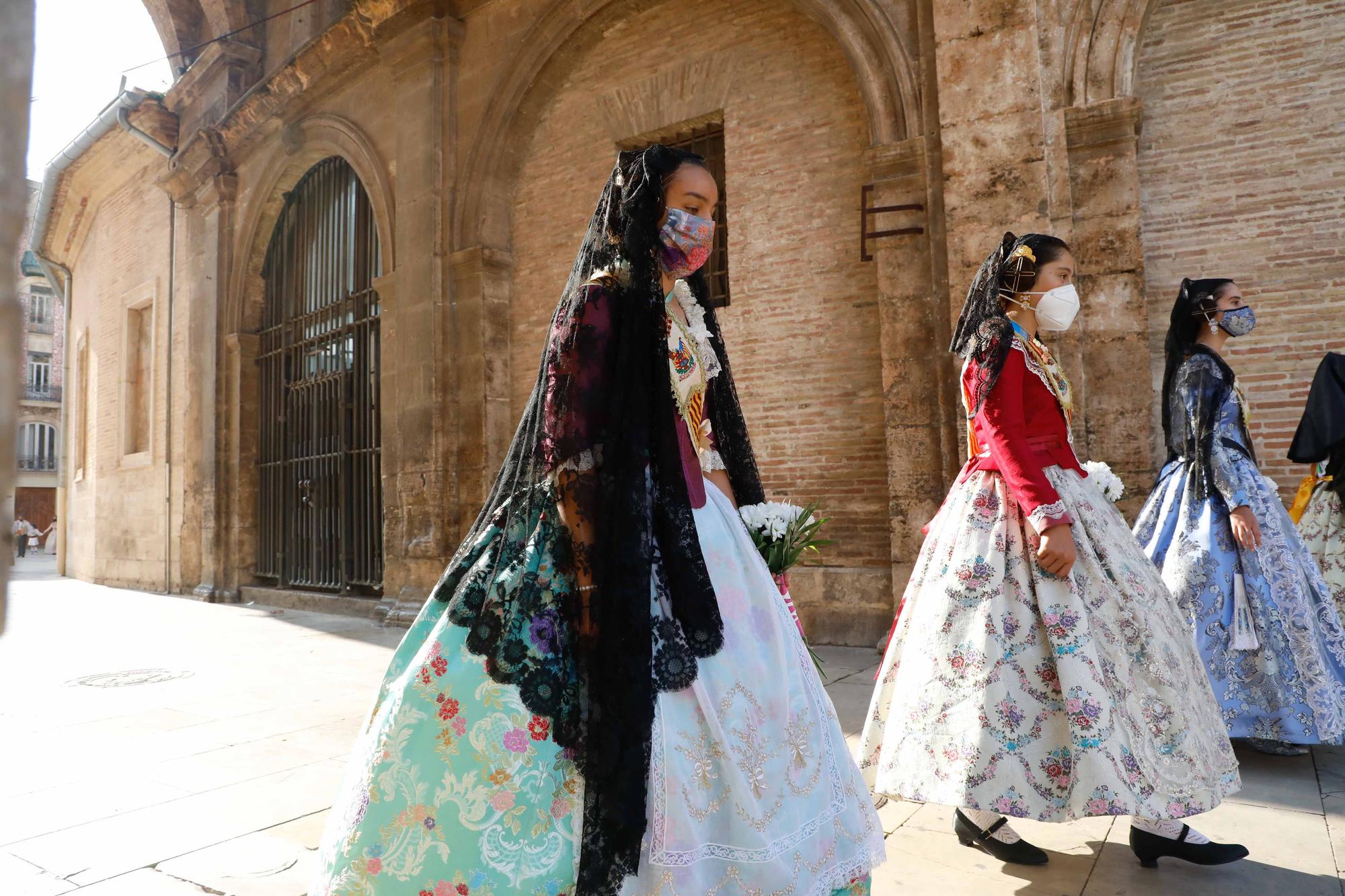 Búscate en el segundo día de Ofrenda por las calles del Mar y Avellanas (entre las 10:00 y 11:00 horas)