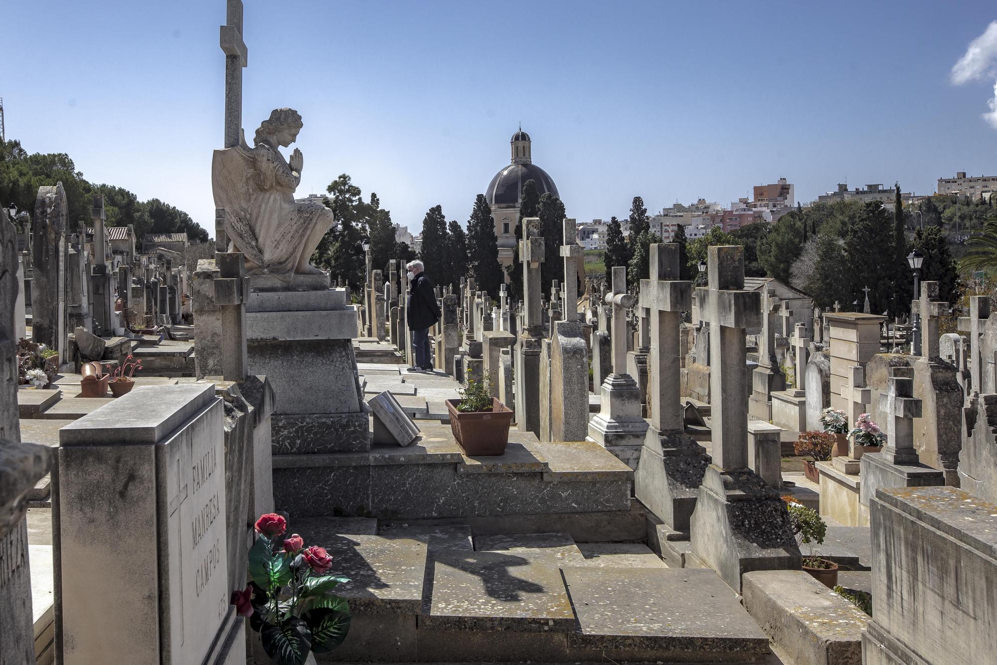 El cementerio de Palma acumula dos siglos de historia y arte