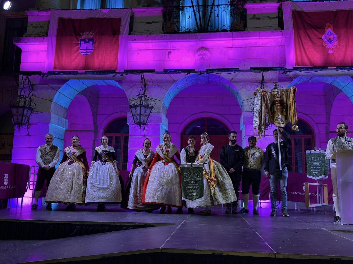 Gandia entrega los premios a mejor ninot