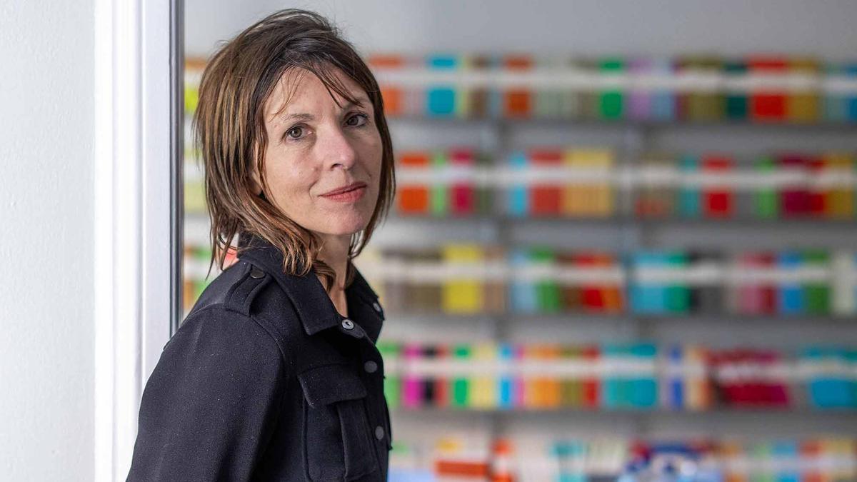 La escritora canadiense Rachel Cusk, autora de 'Desfile', en Barcelona.