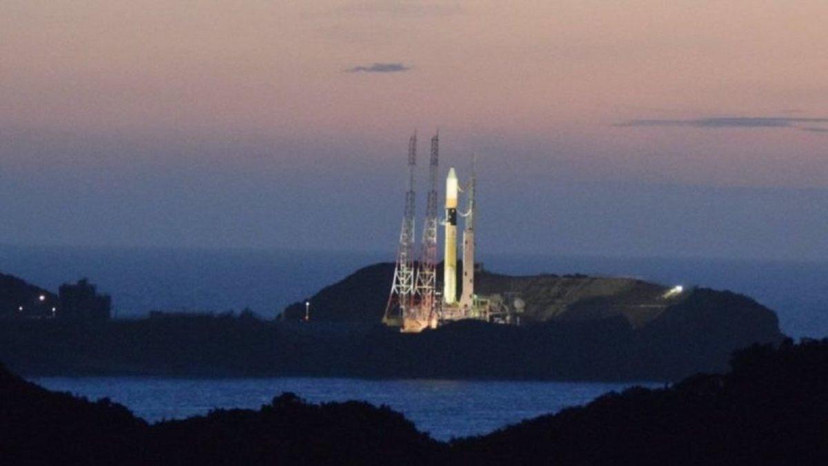 La sonda Hope preparándose para su lanzamiento en Tanegashima