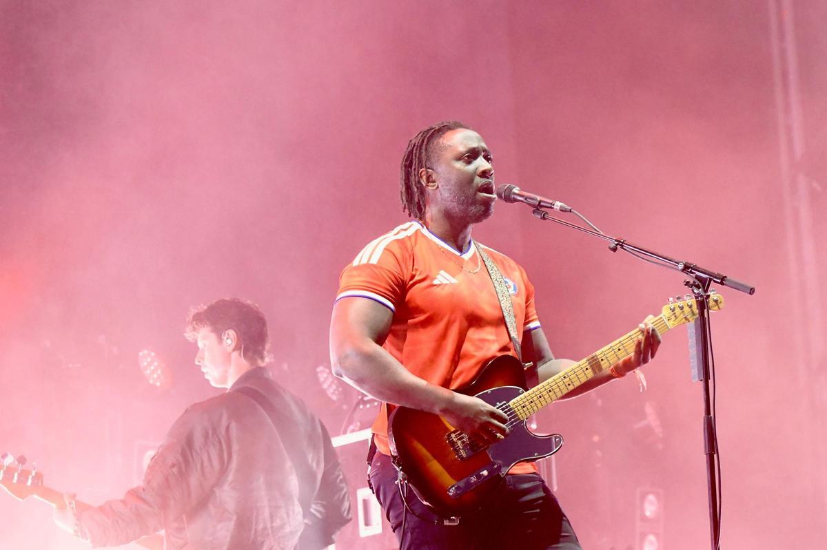 Todas las imágenes de la actuación de Bloc Party en el Warm Up