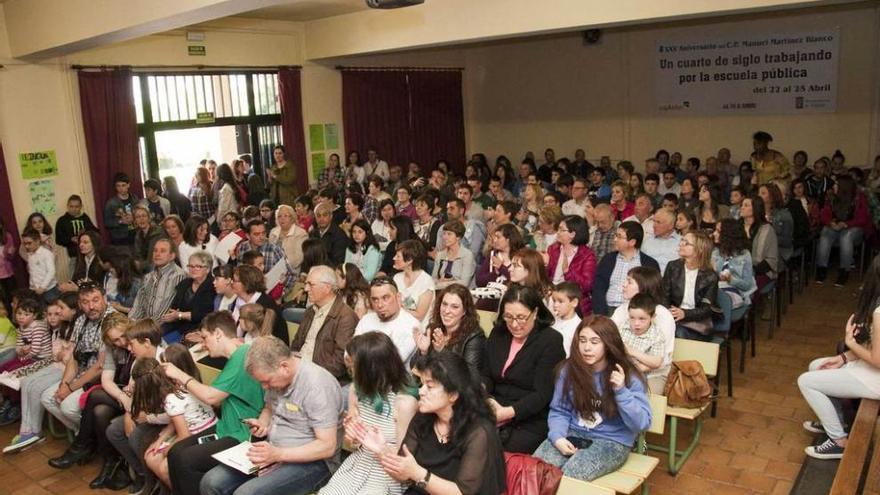 Los premiados, durante el acto.