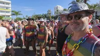 La marcha más reivindicativa del Winter Pride reúne a 40.000 personas y llena de color Maspalomas