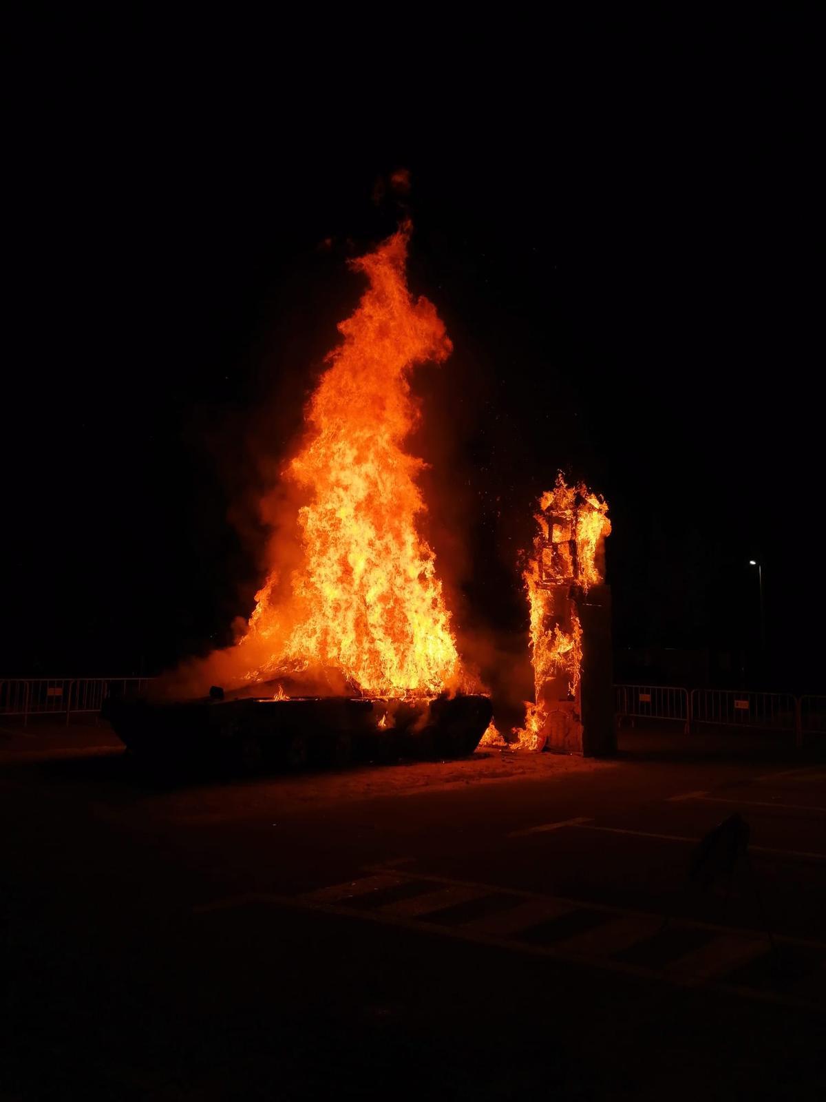 La cremà de la falla de Pamis