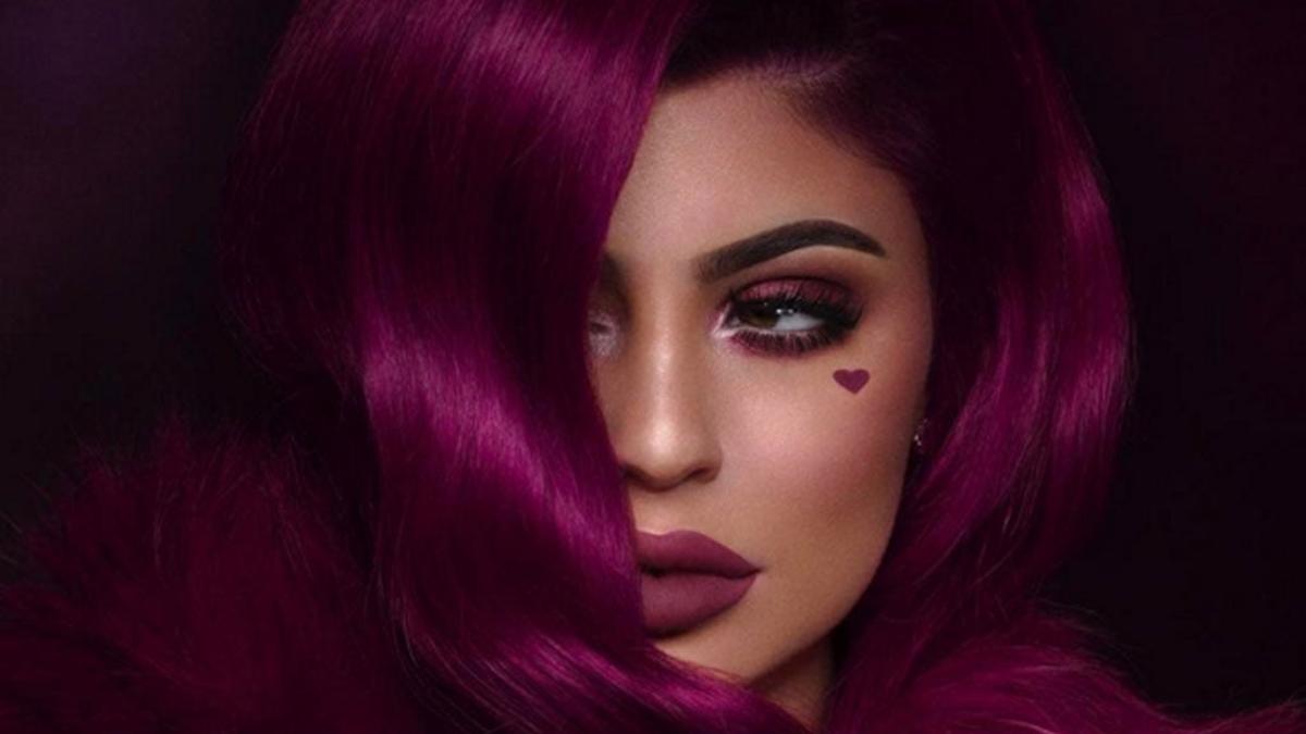 Kylie Jenner lanza nueva colección para San Valentín