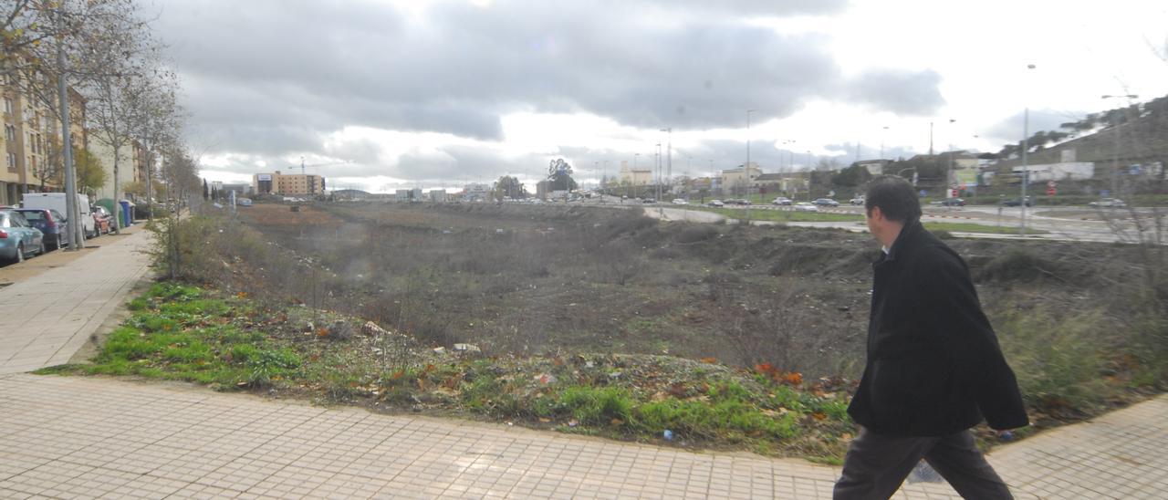 La parcela comercial de Nuevo Cáceres, en una foto de archivo.