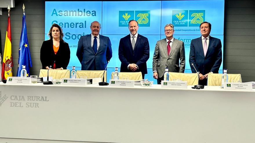 Caja Rural del Sur celebra su 25 aniversario con un &quot;crecimiento sostenido&quot; y el respaldo unánime de su asamblea general