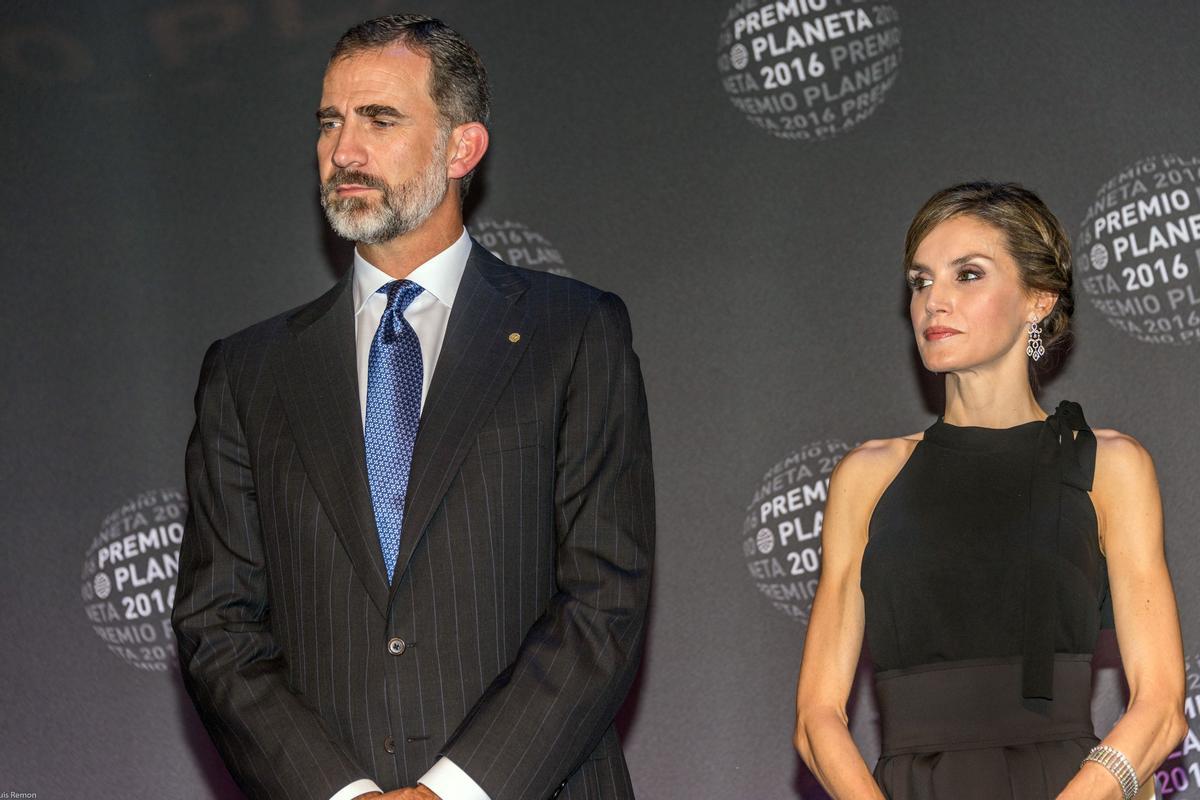 Don Felipe y doña Letizia durante la entrega del Premio Planeta