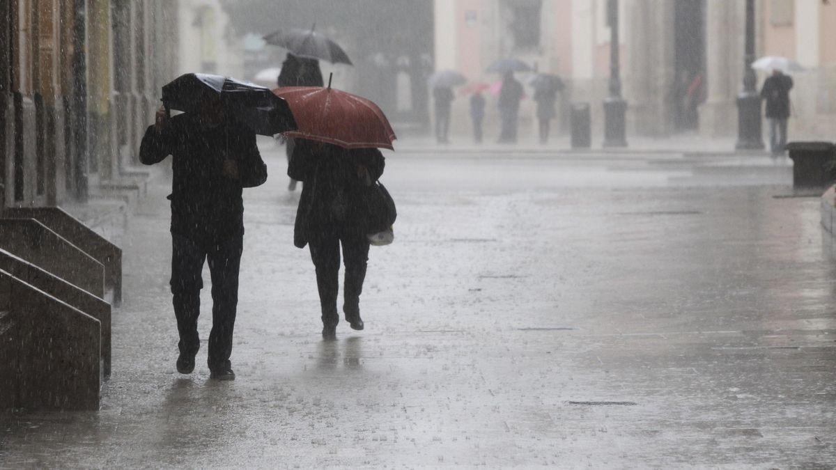 Hasta cuándo durarán las lluvias en Valencia: todas las alertas de la Aemet.