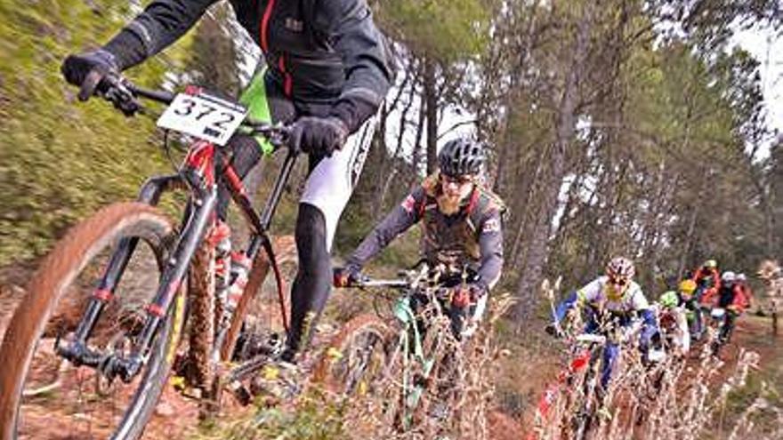 La Hivernal del Bages mostra senders  de Santpedor i Castellnou a 500 ciclistes