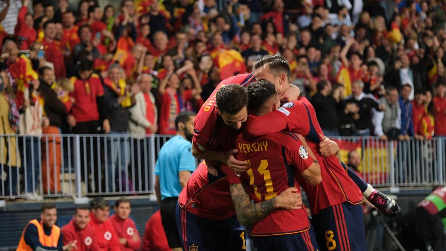 La Roja juega en Málaga contra Noruega, en imágenes