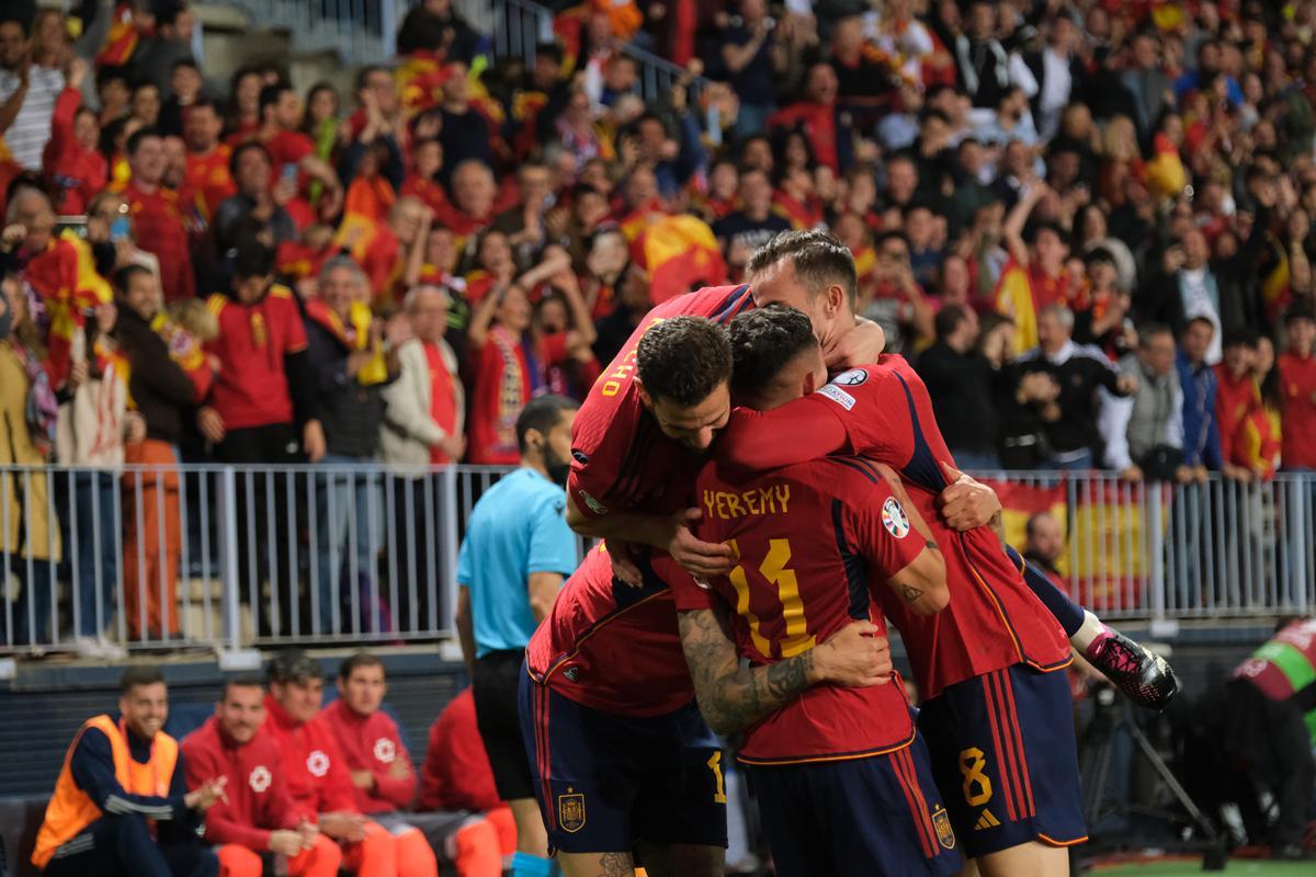 La Roja juega en Málaga contra Noruega, en imágenes