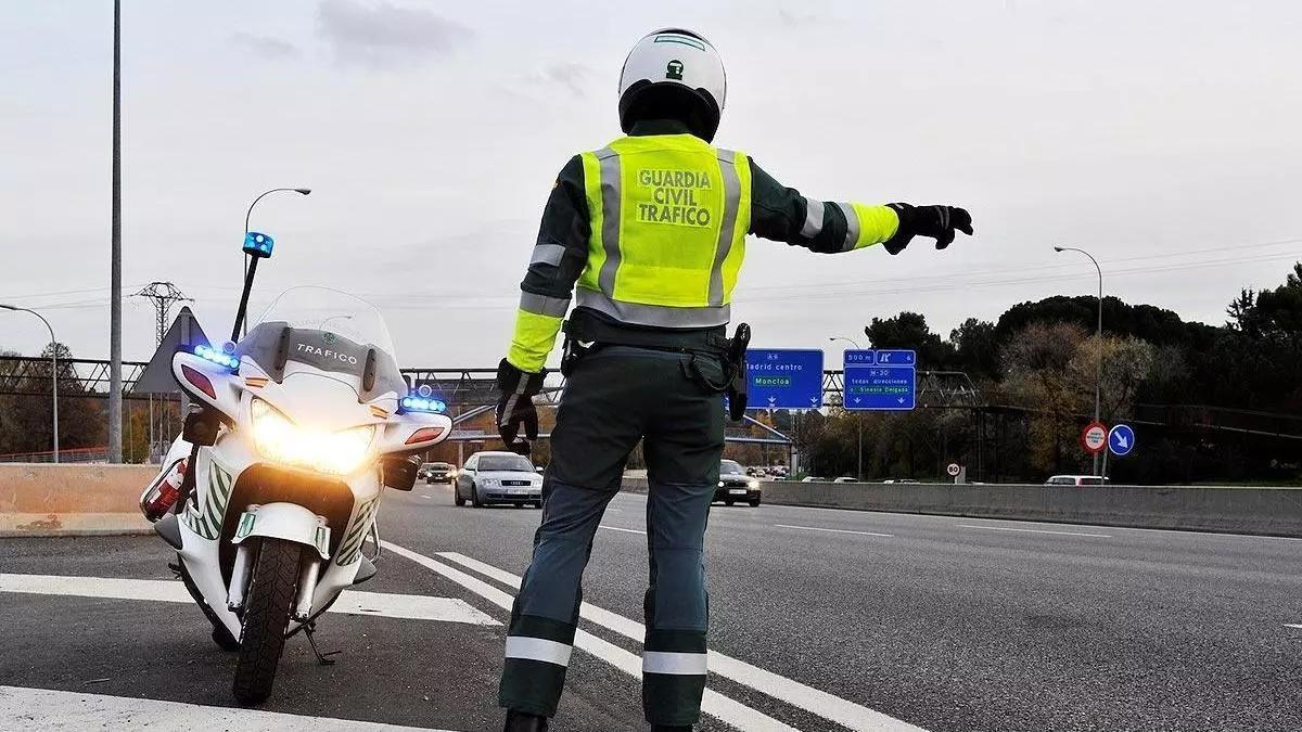 No cumplir con este pegatina puede salir muy caro a los conductores