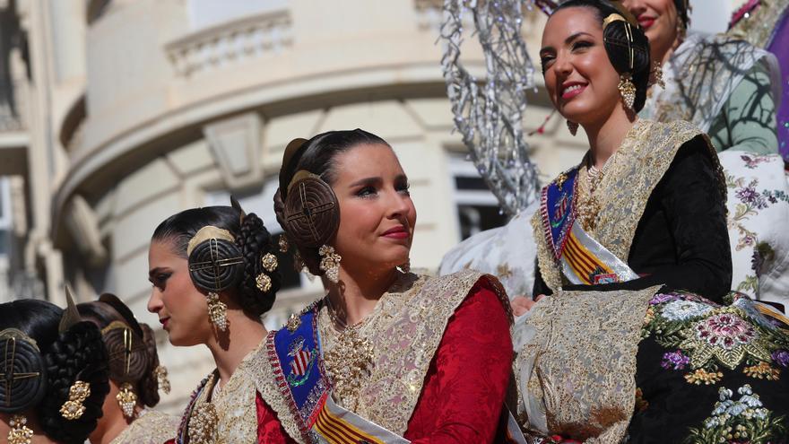 El milagro de Carmen, Nerea y las cortes de honor sin mascarilla