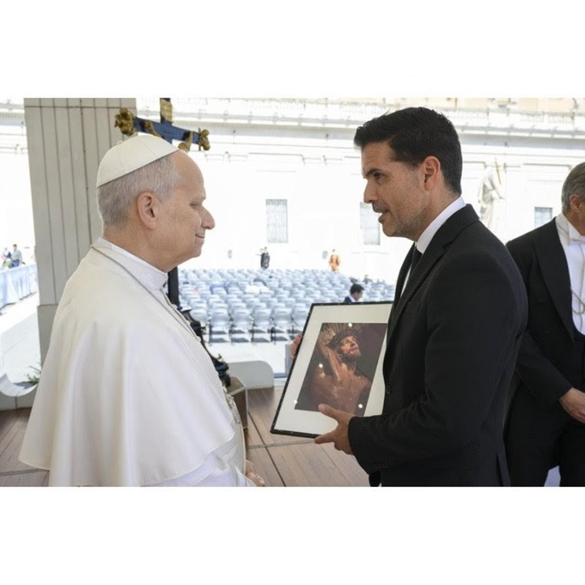 Ruiz Montes saluda a Su Santidad León XIV en Roma este miércoles.