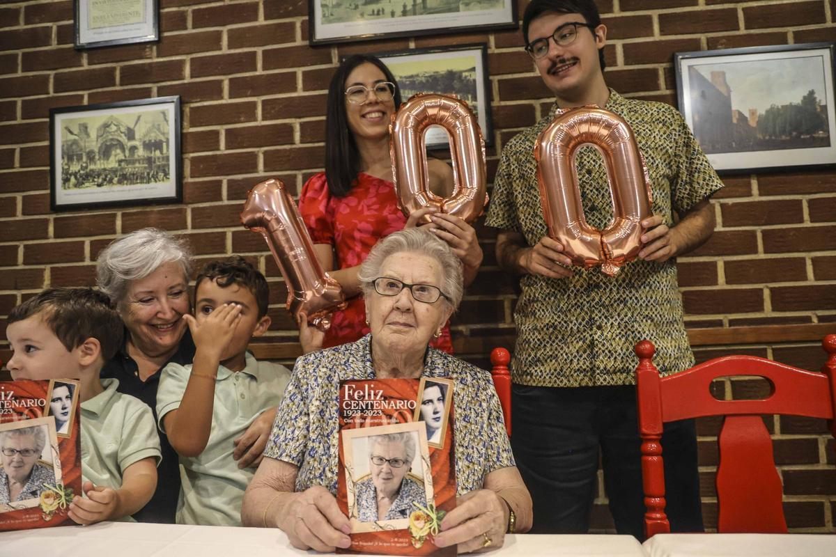 Una celebración centenaría de Ángeles Vidal