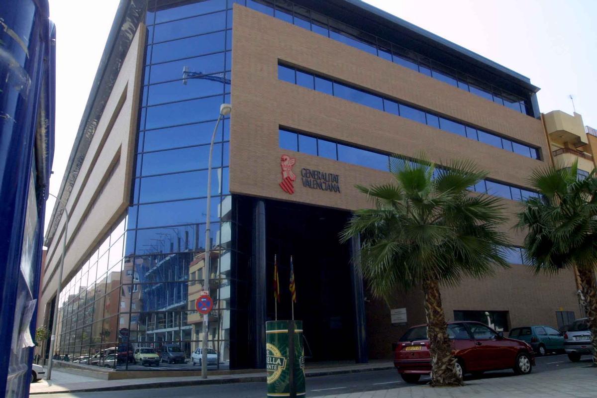Edificio de los juzgados en Alicante.