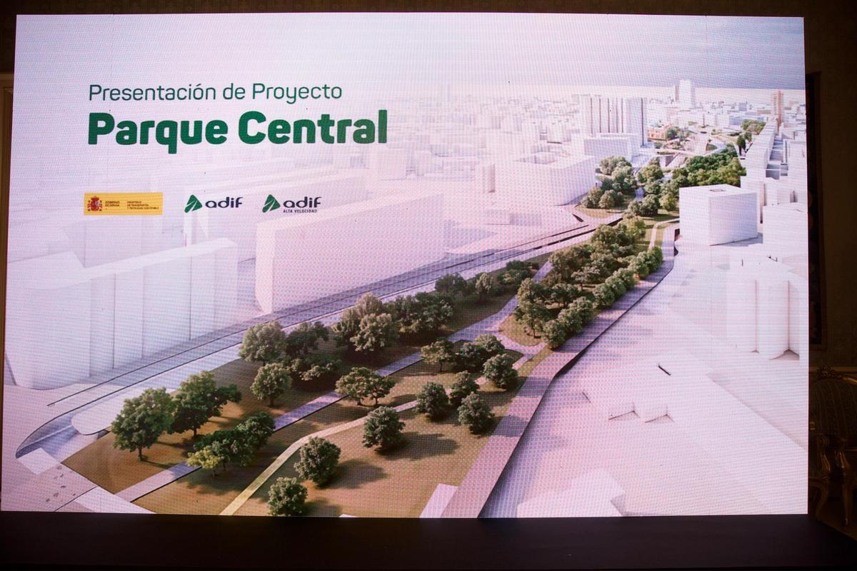 La presentación del Parque Central de Alicante, en el Ayuntamiento.