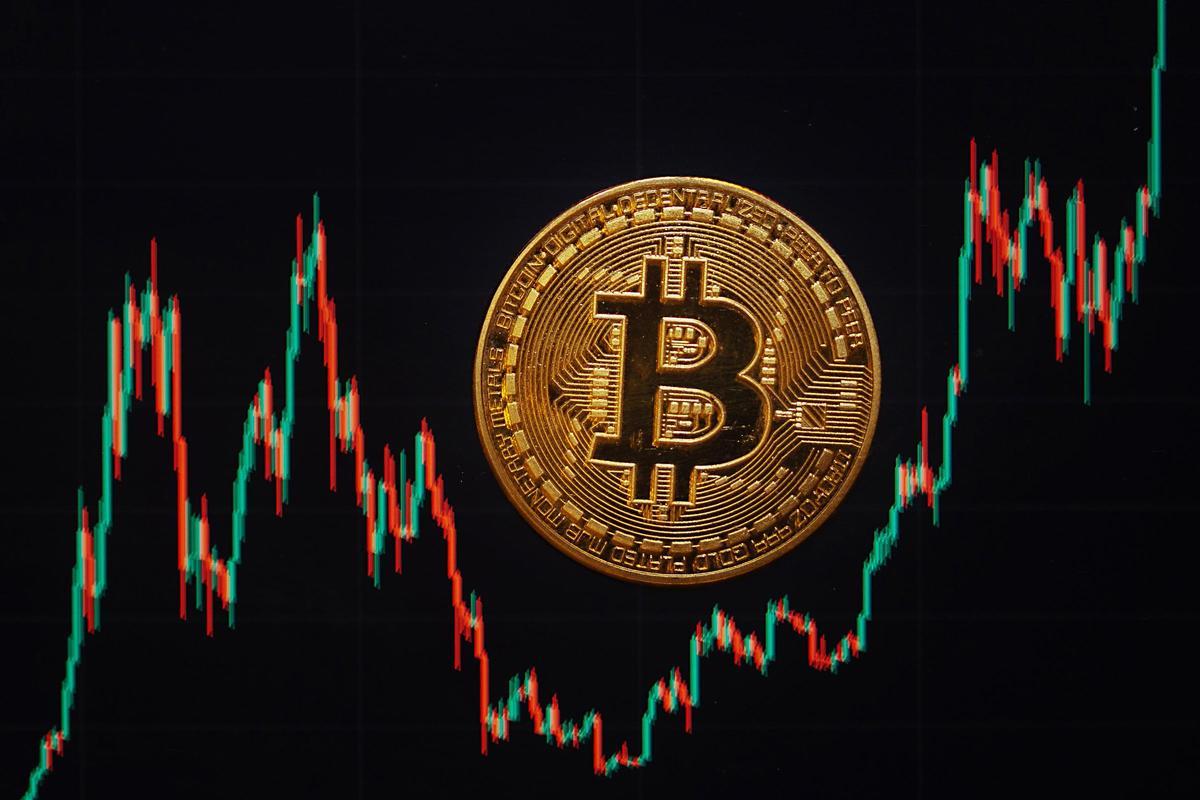 BITCOIN CAÍDA BOLSA | El Bitcoin, en caída libre: pierde 1.000 dólares al  día desde comienzos de noviembre
