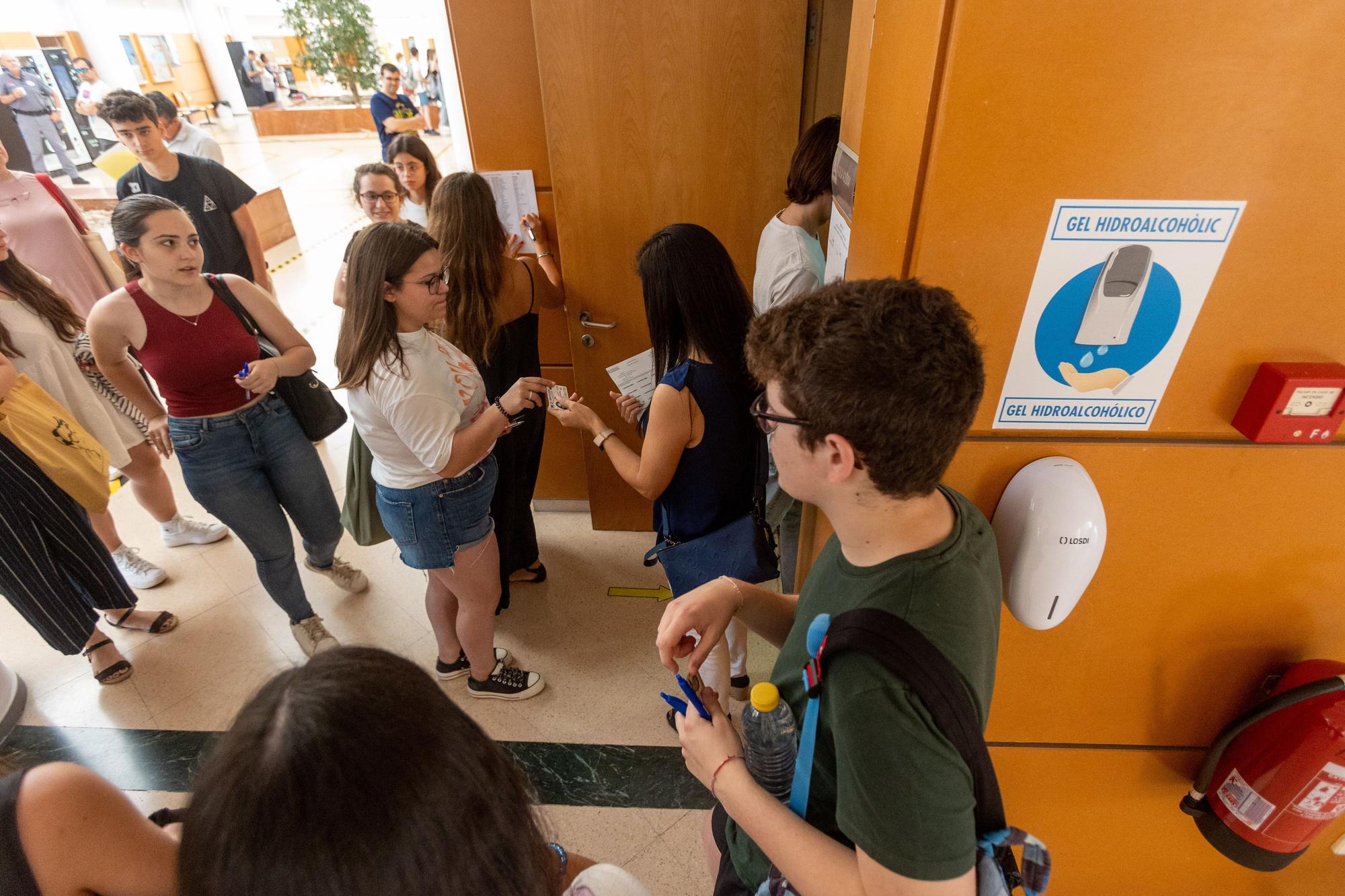 Primer día de Selectividad en la Universidad de Alicante