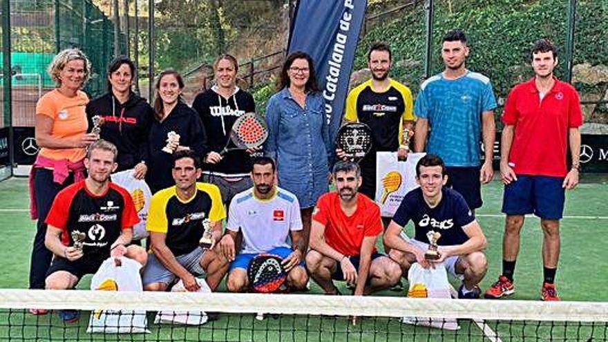 Pàdel Agostina Szyller/Emmelien Lambregst i David Díaz/Gonzalo Suárez guanyen al CT Girona